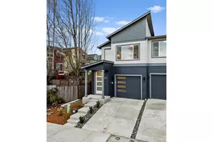 2477 NW 1st Dr, Gresham, OR 97030 - Photo 3