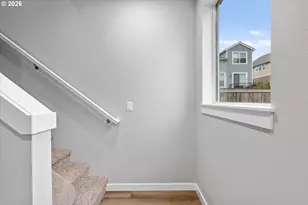 2477 NW 1st Dr, Gresham, OR 97030 - Photo 17