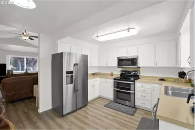2019 40th St, Florence, OR 97439 - Photo 15