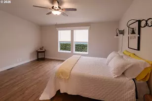 11520 SW Royal Villa Dr, Tigard, OR 97224 - Photo 13