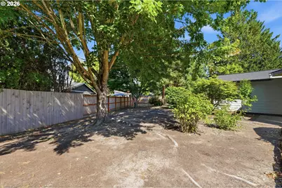 1715 SW Songbird St, McMinnville, OR 97128 - Photo 37