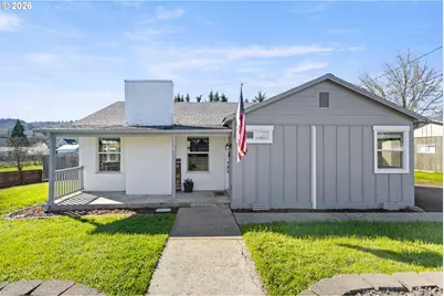 158 NE Garrecht St, Roseburg, OR 97470 - Photo 3