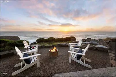 520 SW Cove Pt, Depoe Bay, OR 97341 - Photo 3