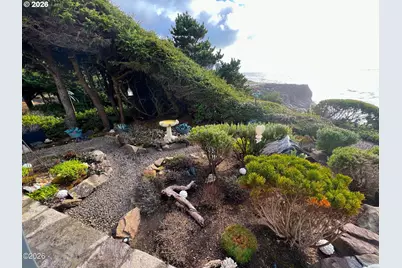 520 SW Cove Pt, Depoe Bay, OR 97341 - Photo 33