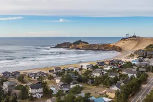 6140 Centerpointe Loop, Pacific City, OR 97135 - Photo 7