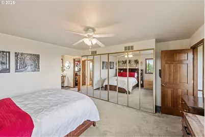 830 Signal Way, Coos Bay, OR 97420 - Photo 31