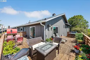 830 Signal Way, Coos Bay, OR 97420 - Photo 23