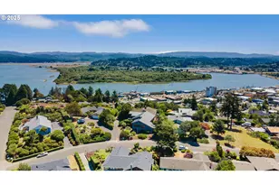 830 Signal Way, Coos Bay, OR 97420 - Photo 47