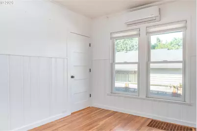 6204 NE Willow St, Portland, OR 97213 - Photo 7