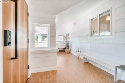 6204 NE Willow St, Portland, OR 97213 - Photo 3