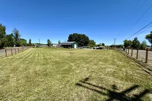 416 4th St, Summerville, OR 97876 - Photo 15