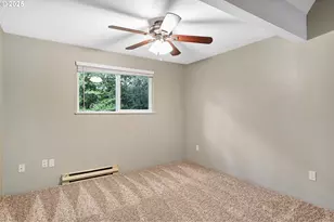 1640 Village Park Pl, West Linn, OR 97068 - Photo 17