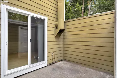 1640 Village Park Pl, West Linn, OR 97068 - Photo 21