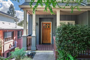 136 SE 71st Ave, Portland, OR 97215 - Photo 3