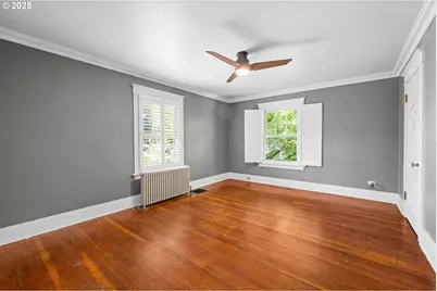 677 17th St, Astoria, OR 97103 - Photo 33