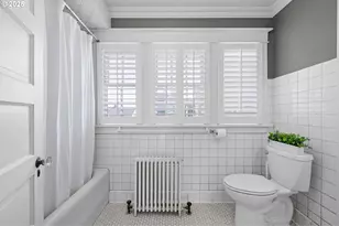 677 17th St, Astoria, OR 97103 - Photo 31