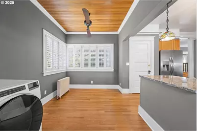 677 17th St, Astoria, OR 97103 - Photo 25