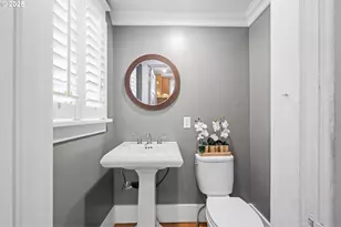 677 17th St, Astoria, OR 97103 - Photo 23