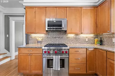 677 17th St, Astoria, OR 97103 - Photo 19