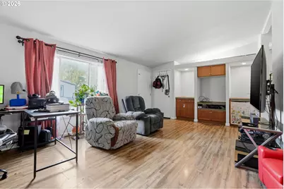 655 NE Burnett Rd #86, McMinnville, OR 97128 - Photo 5