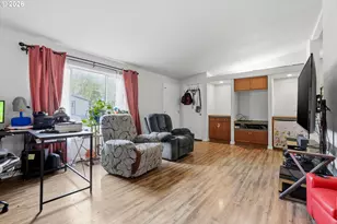 655 NE Burnett Rd, McMinnville, OR 97128 - Photo 5