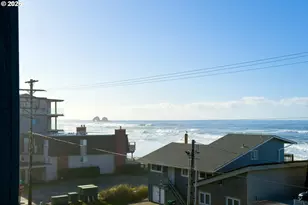 300 N Pacific St, Rockaway Beach, OR 97136 - Photo 13