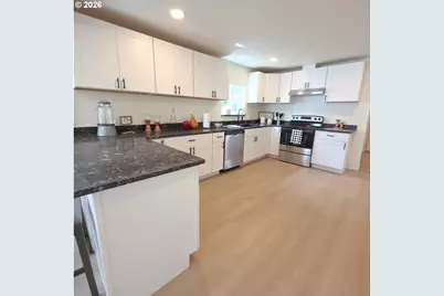 4245 SE 89th Ave, Portland, OR 97266 - Photo 7