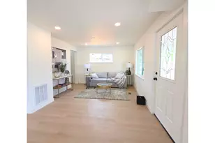 4245 SE 89th Ave, Portland, OR 97266 - Photo 3