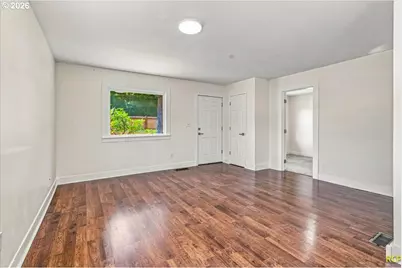 9103 NE Prescott St, Portland, OR 97220 - Photo 5