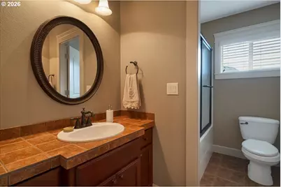 1650 West Meadows Dr NW, Salem, OR 97304 - Photo 33