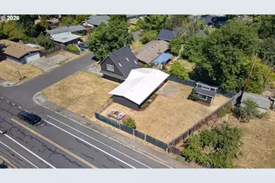 1696 Larkspur Loop, Eugene, OR 97401 - Photo 33