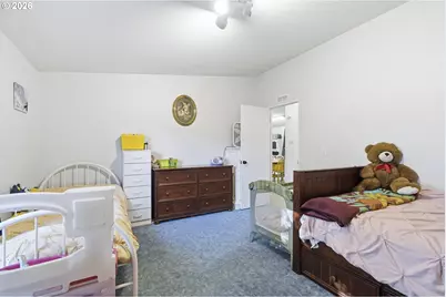 245 N Cedar St, Yamhill, OR 97148 - Photo 15