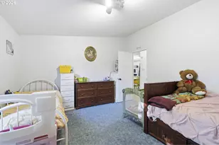 245 N Cedar St, Yamhill, OR 97148 - Photo 15