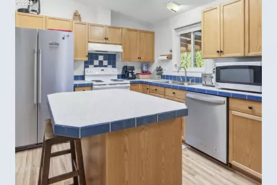 245 N Cedar St, Yamhill, OR 97148 - Photo 7