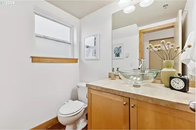 335 NW Uptown Ter #3A, Portland, OR 97210 - Photo 11