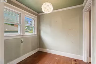 8521 SE Yamhill St, Portland, OR 97216 - Photo 15