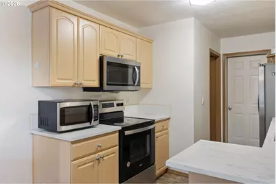 8425 NE 36th Cir, Vancouver, WA 98662 - Photo 11