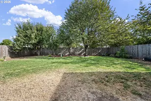 518 Scotts Glen Dr, Springfield, OR 97477 - Photo 35