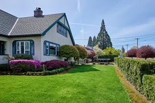 102 E 5th St, Molalla, OR 97038 - Photo 5