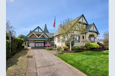 102 E 5th St, Molalla, OR 97038 - Photo 7