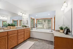 49950 NW Mystic Dr, Forest Grove, OR 97116 - Photo 23