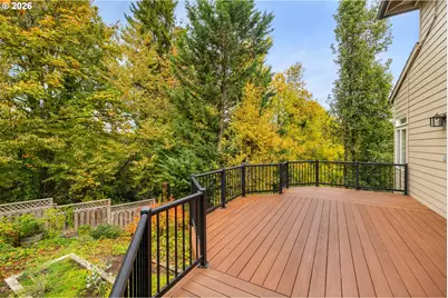 17454 Brookhurst Ct, Lake Oswego, OR 97034 - Photo 37