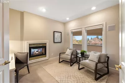 17454 Brookhurst Ct, Lake Oswego, OR 97034 - Photo 17