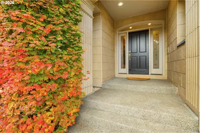 17454 Brookhurst Ct, Lake Oswego, OR 97034 - Photo 3