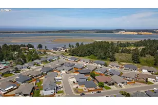 1857 Cabezon Ct, North Bend, OR 97459 - Photo 41