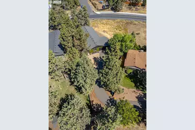 20629 Whitewing Ct, Bend, OR 97701 - Photo 23
