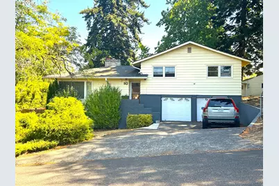 110 NE 130th Pl, Portland, OR 97230 - Photo 1