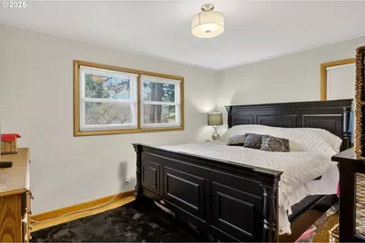 110 NE 130th Pl, Portland, OR 97230 - Photo 15