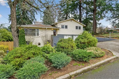 110 NE 130th Pl, Portland, OR 97230 - Photo 1