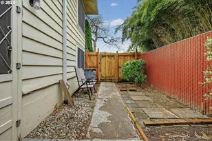 110 NE 130th Pl, Portland, OR 97230 - Photo 31